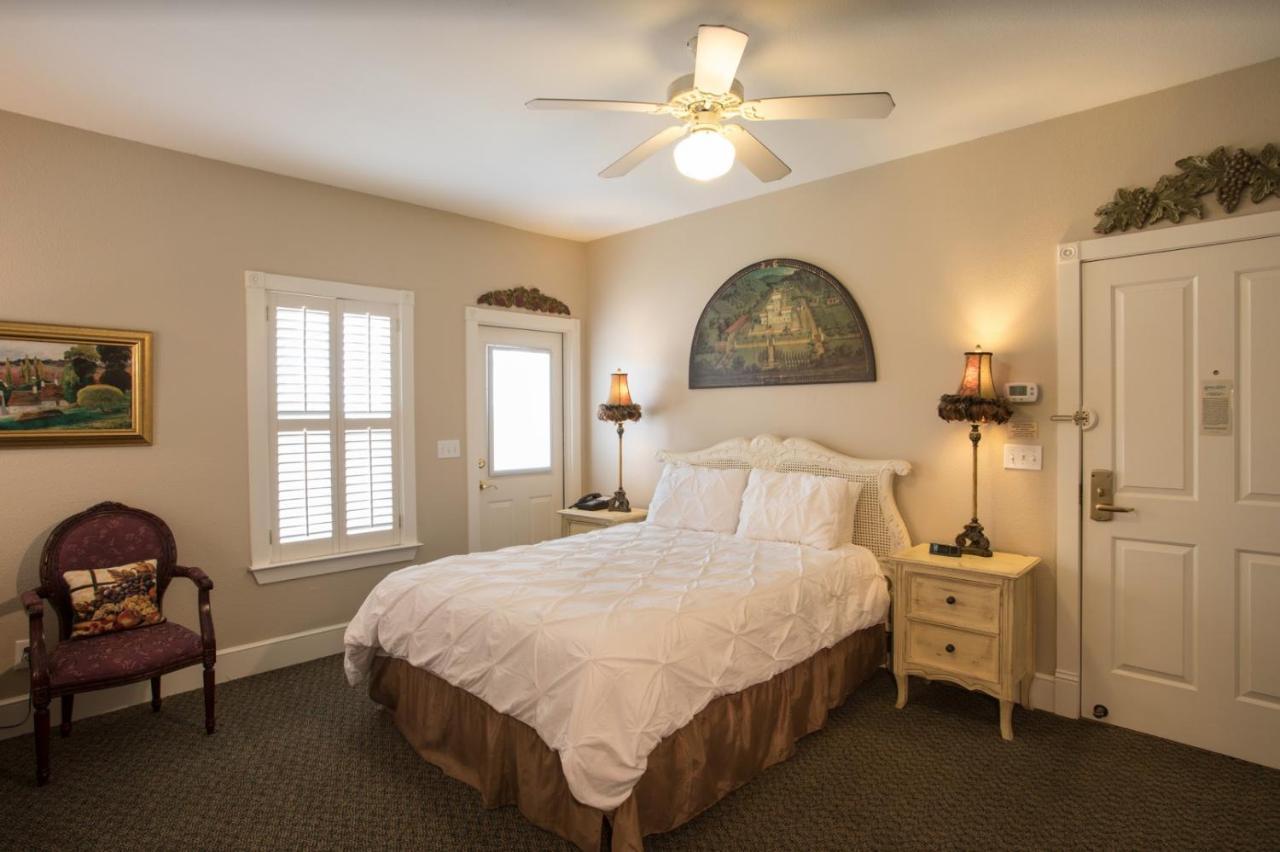 Gruene River Hotel & Retreat 뉴 브라운펠스 외부 사진